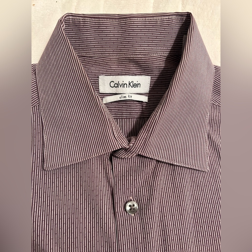 Calvin Klein Men's Slim Fit Shirt - Burgundy Stripes 16 32/33